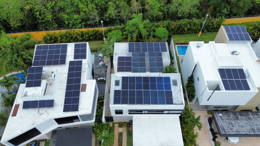 MIC SOLAR PANELES SOLARES CANCUN